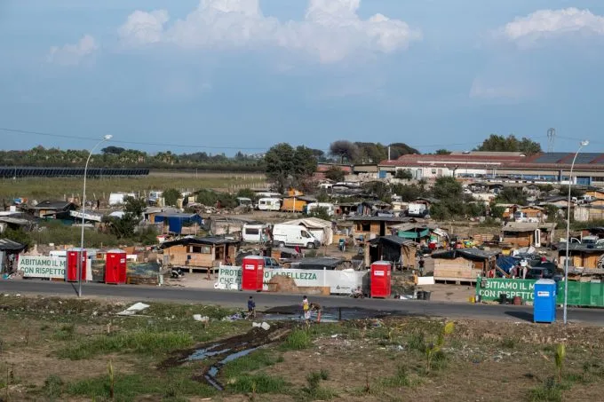 Il peggiore campo rom d’Italia