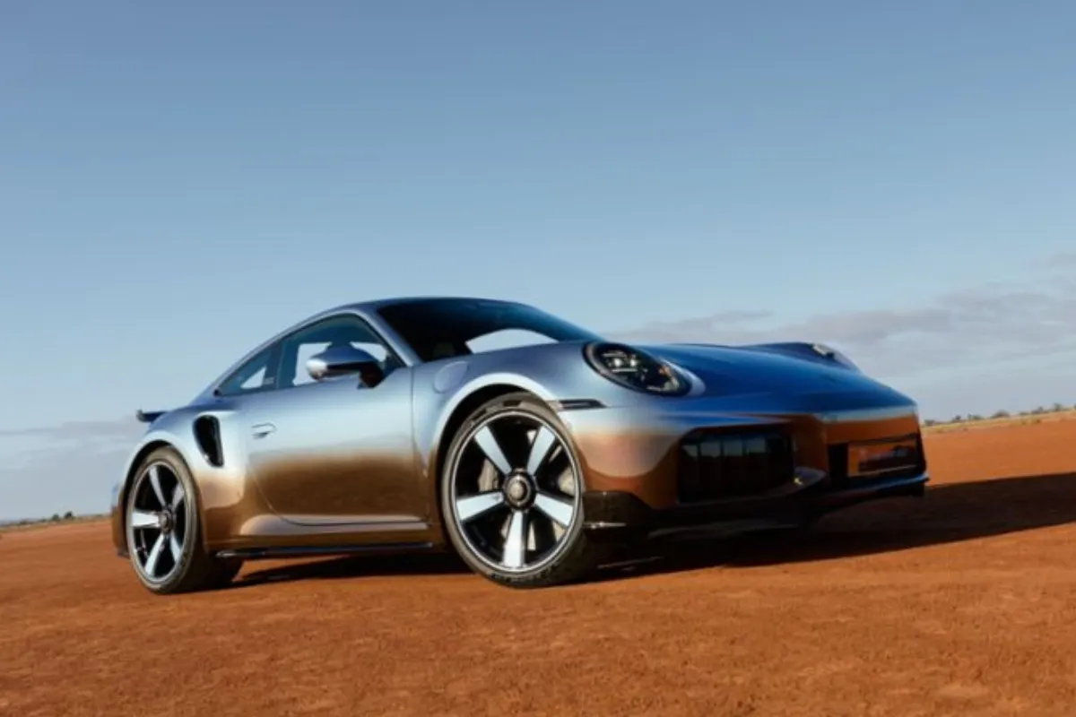 Porsche omaggia l’Australia con la one-off 911 Turbo S Land Down Under