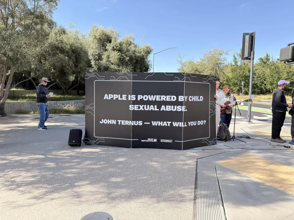 WWDC protesters want Apple to ban Elon Musk’s apps