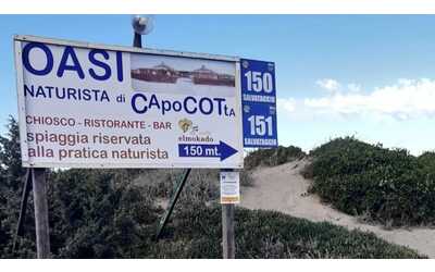 Capocotta, il Comune vuole riprendersi l'oasi naturista: Il chiosco è abusivo, entro Pasqua la...