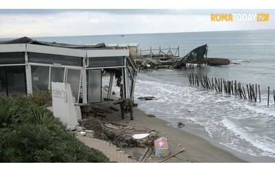 Che stagione sarà per il mare di Roma? Viaggio a Ostia, tra erosione costiera e nuovi bandi per i balneari