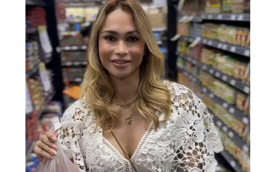 39enne influencer di nutrizione e fitness muore precipitando dal palazzo dove abitava aperta indagine sulla scomparsa di Diana Areas