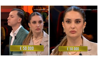 “A casa nostra non abbiamo le porte e nemmeno il tavolo”: Noemi in lacrime ad “Affari Tuoi”. Perde 100 mila euro e va a casa a mani vuote