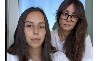 “A mia figlia insegno a lottare per le cose che sente giuste, a non indugiare nella comodità ma esigere che i diritti siano di tutti”: Ambra al corteo per Gaza
