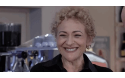 A Un posto al sole avrei inserito la storia della malattia Non me ne mai fregato niente di vedere i capelli cadere anche perch fuori dal set andavo in giro senza niente sulla testa parla Luisa Amatucci