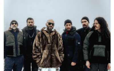 Abbiamo deciso di prenderci una pausa Quanto durer non lo sappiamo abbiamo bisogno di un grande respiro cos Giuliano Sangiorgi