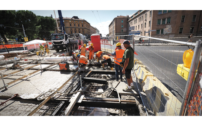 Addio all’Ispettorato nazionale del lavoro, funzionari in fuga: “Ci candidiamo in massa al concorso di Inps e Inail”