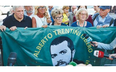 Alberto Trentini in carcere in Venezuela da dieci mesi. La madre: “Chi ha il potere lo faccia tornare a casa”