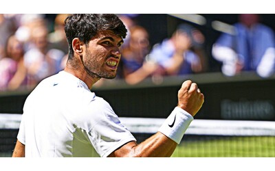Alcaraz in finale a Wimbledon per il terzo anno di fila: “Cerco di portare gioia sul campo”
