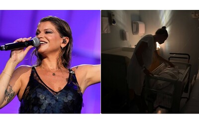 Alessandra Amoroso è diventata mamma e presenta la figlia Penelope sui social: “Quando sei nata c’era una luna bellissima, era lì per te”