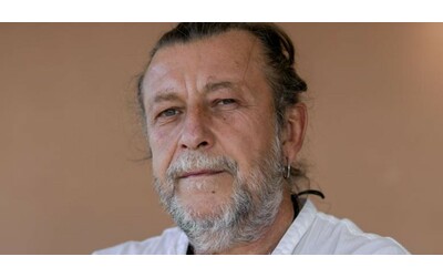 Anche Luca Casarini (ong Mediterranea) spiato su Whatsapp da Paragon: “I servizi segreti italiani usano questo software?”