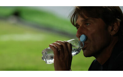 Antonio Conte non parla prima di Napoli Atalanta il clima a Castel Volturno e la scelta del silenzio