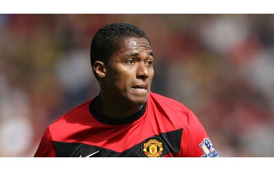 Antonio Valencia salva un giovane che voleva buttarsi da un ponte: “Sono sceso dalla macchina e...