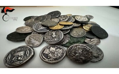 Archeologia depredata dalla mafia operazioni a Catanzaro e Catania 56 misure e reperti per 17 milioni sequestrati