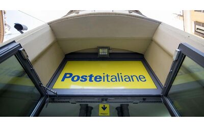 Arrestato dipendente di Poste Italiane: pagava le pensioni con banconote false