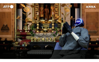 Arriva Buddharoid il monaco robot Vi ascolto e vi trasmetto gli insegnamenti del Buddismo