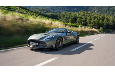 Aston Martin Vanquish Volante, la prova de Il Fatto.it – Lusso e potenza open air – FOTO