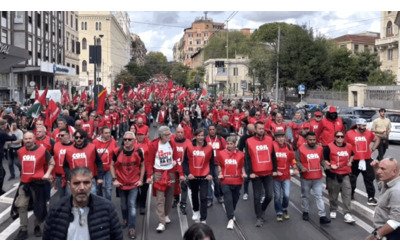 “Basta soldi per armi e stop ai condoni, qui per salari e diritti”: le voci dalla piazza Cgil contro la manovra