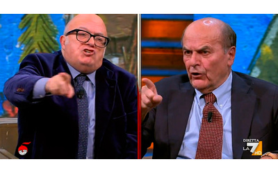 Bersani a La7 Da Meloni un comiziaccio ad Atreju La smettano di fare le vittime Scontro con Storace