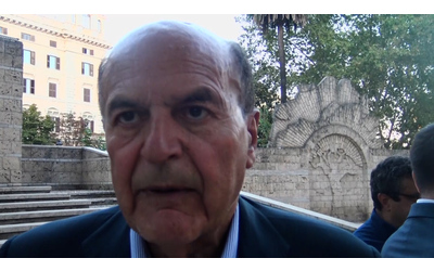 Bersani: “Invasione di Gaza City? Vergogna che non ci sia una reazione. Iacchetti? Ha detto ciò che c’è nel cuore degli italiani”