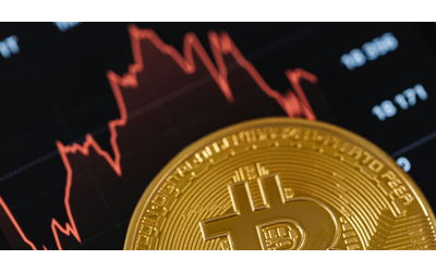Bitcoin e le altre cripto a picco dopo l’annuncio dei dazi Usa. Gli investitori fuggono dagli asset rischiosi