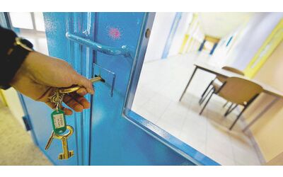 “Blindati: viaggio nelle carceri Italia”: nel doc di Luigi Pelazza su DMAX parlano i ragazzi. “I social hanno reso tutti noi così, distaccati dalla realtà, a vivere di fantasie”