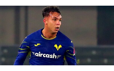 Blitz del Napoli Conte soffia Giovane a Sarri E il mercato azzurro continua tre nomi per la fascia