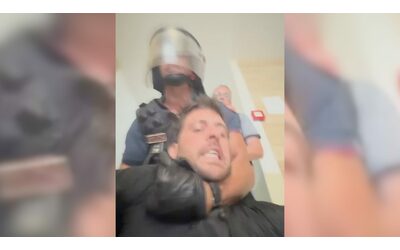 Bologna, polizia sgombera presidio antisfratto. Gli attivisti: “Vogliamo case, non manganelli” – Video