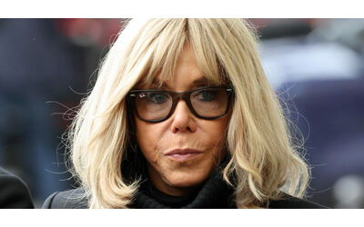 Brigitte Macron chiama brutte stron e le femministe che contestano il comico Ary Abbittan