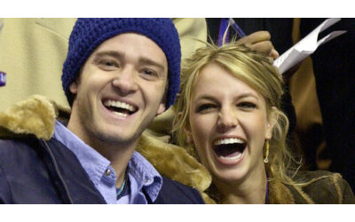 Britney Spears manda un “segnale” all’ex fidanzato Justin Timberlake mentre twerka. I fan impazziti