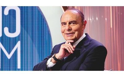 Bruno Vespa slitta con ‘Cinque minuti’ per aiutare De Martino: “Mediaset mi corteggia, ma...