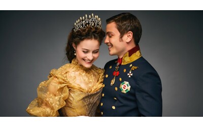 C il super diamante giallo dei Medici ma manca la corona di Sissi il valore di questi gioielli inestimabile ritrovato dopo 100 anni in una valigia il tesoro degli Asburgo