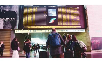 Caos treni: ancora disagi sull’alta velocità Roma-Napoli, ritardi fino a 90 minuti e deviazioni