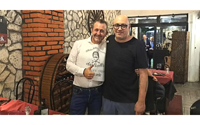 Caso Delmastro e Le 5 Forchette sequestrato il cellulare di Mauro Caroccia sotto esame chat e affari con la societ