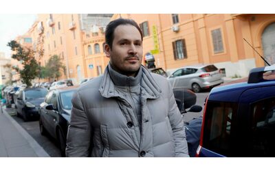 Caso Garlasco, Sempio non risponderà ai pm. I legali: “Le indagini non sono chiuse”. Oggi le gemelle Cappa sentite come testimoni