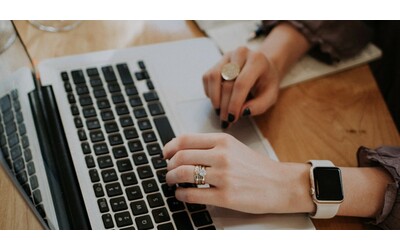 Chi è l’After Life Manager, la nuova professione che gestisce l’eredità digitale
