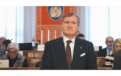 Chiusa l indagine sul sindaco di Venezia Luigi Brugnaro i pm contestano finanziamento illecito e falso