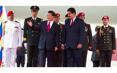 Cina Usa rilascino immediatamente Maduro New York Times Almeno 40 morti nell attacco al Venezuela