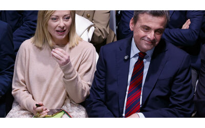 Congresso di Azione, Meloni e Calenda uniti dalle armi e dagli attacchi a Conte e i 5 stelle