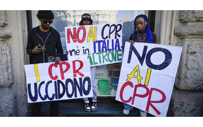 Consiglio d’Europa durissimo sui Cpr italiani: “Migranti maltrattati e sedati”. Il governo replica e sull’Albania respinge ogni critica