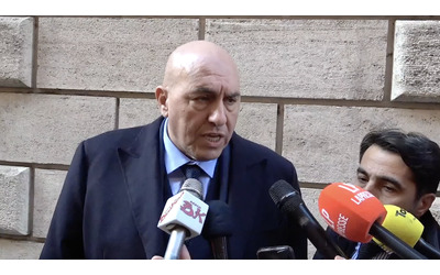 Consiglio Ue, Crosetto: “Meloni ha mandato pieno su tutto, non c’è nessuna questione con la Lega”