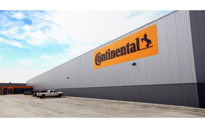 Crisi dell’auto, altri 3mila licenziamenti per Continental. Chiude lo stabilimento di Norimberga