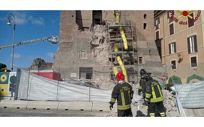 Crollo della Torre dei Conti, le accuse dell’archeologo Carandini: “Evidenti segni di incompetenza tecnica”