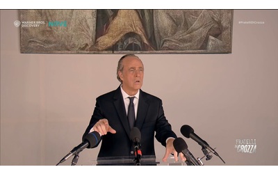 Crozza Zaia uno spasso Sono su di giri il mio ultimo intervento Da luned non sar pi Doge