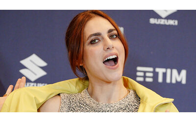 Da bimba tagliavo il grembiule in piccole strisce e poi le gettavo nei bagni della scuola allagandoli Bevevo acqua gassata per vederla uscire a fiotti dal naso cos Miriam Leone