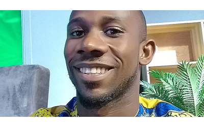 Darlington Chukwunyere il doppio coloniale e l identit in frantumi Traduzione di Emmanuel Ogheneovie George