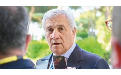Dazi al 15%, Tajani difende Von der Leyen e ribatte a Bayrou: “Accordo fatto da tutta l’Ue, quindi anche la Francia”