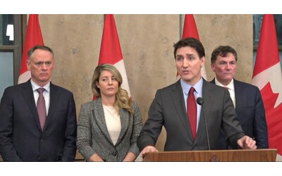 Dazi, la risposta del premier canadese Trudeau: “Imporremo tariffe del 25% sulle merci Usa come vino, birra, elettrodomestici”
