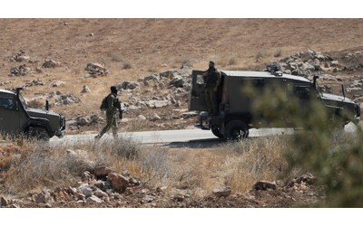 Decine di migliaia di palestinesi cacciati, povertà raddoppiata e il “furto” dell’export: 20 associazioni contro le colonie illegali in Cisgiordania