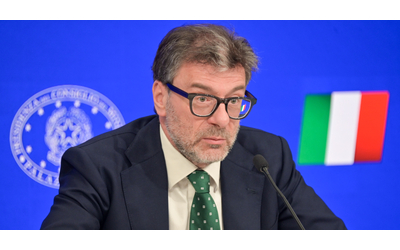 Difesa, la proposta dell’Italia per il riarmo: un piano a garanzia Ue per mobilitare duecento miliardi dai privati (evitando nuovo debito)